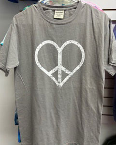 53 - Peace Heart SS T - Comfort Colors